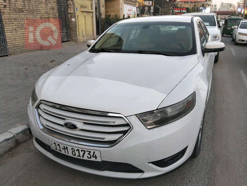 Ford Taurus